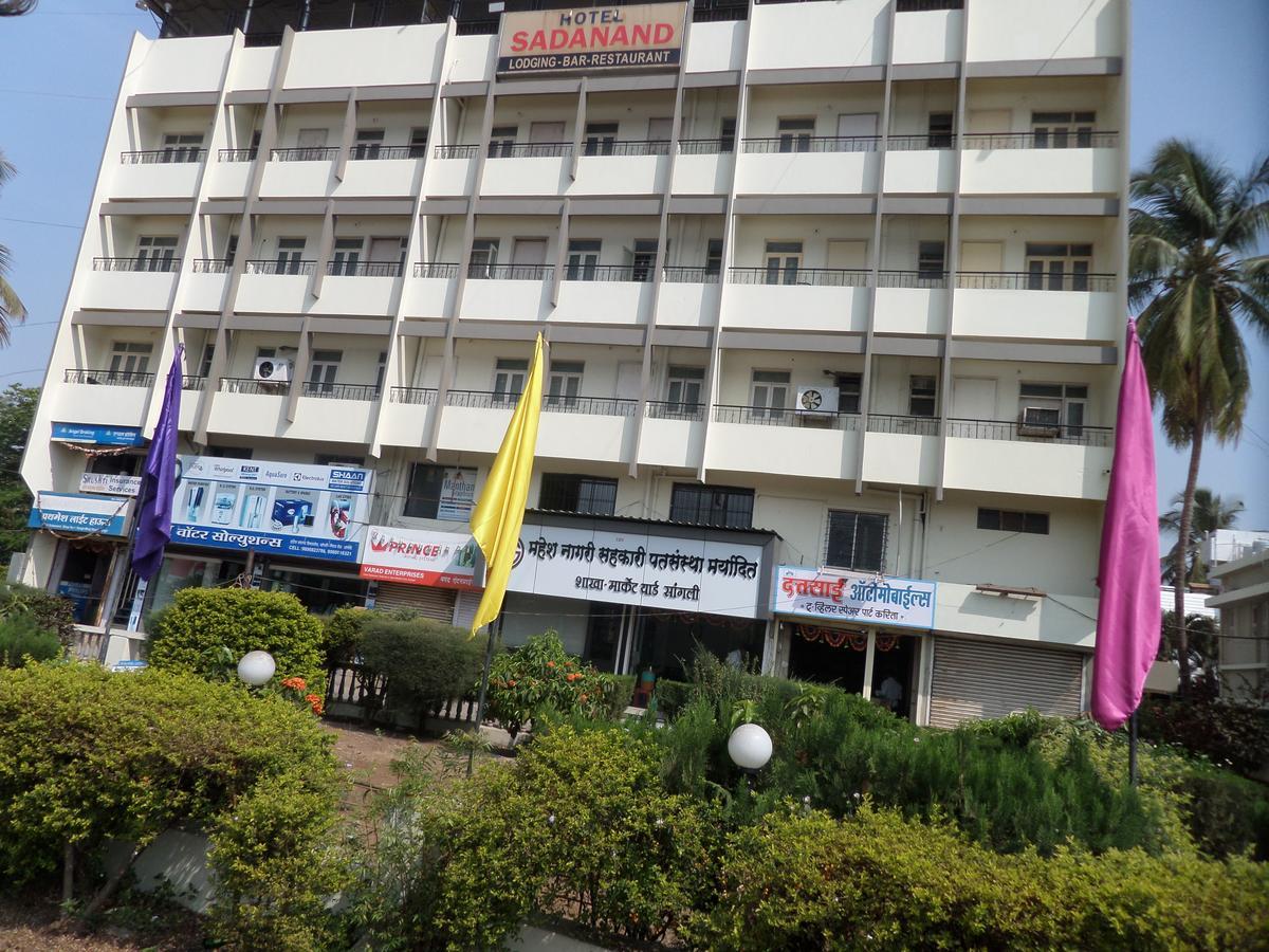 Hotel Sadanand Sāngli Extérieur photo