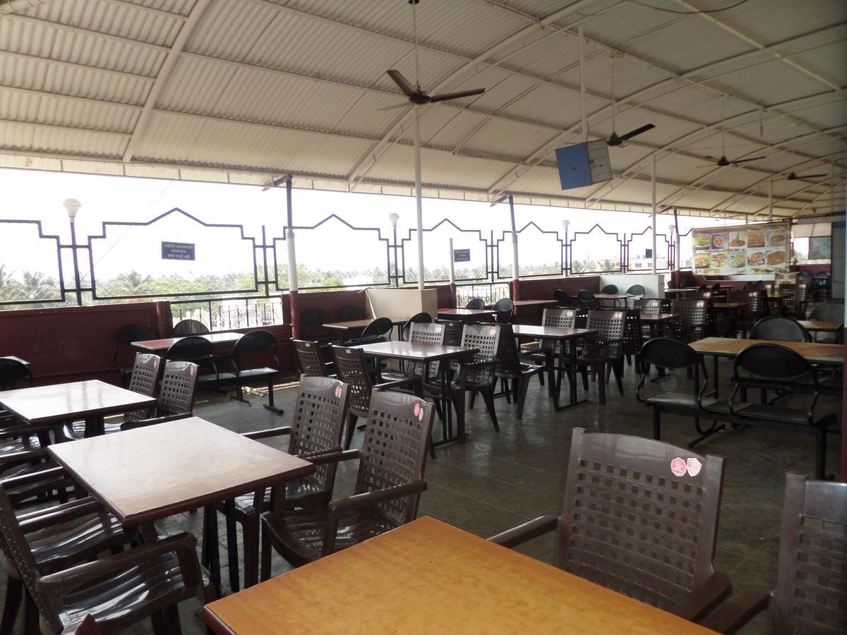 Hotel Sadanand Sāngli Extérieur photo